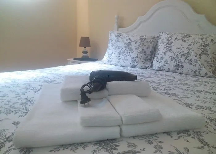 Jualis Pensionat Oporto