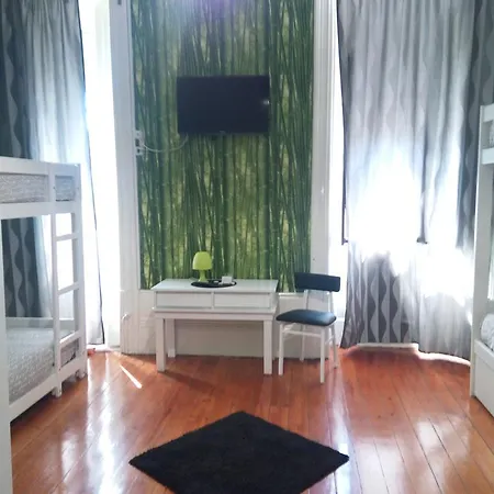 Jualis Oporto
