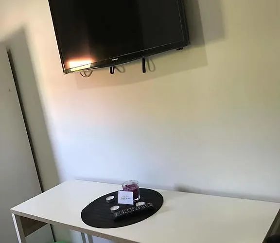 Jualis Πανσιόν Πόρτο